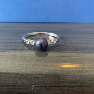 Vantel Pearls Skydancer sz 10 ring